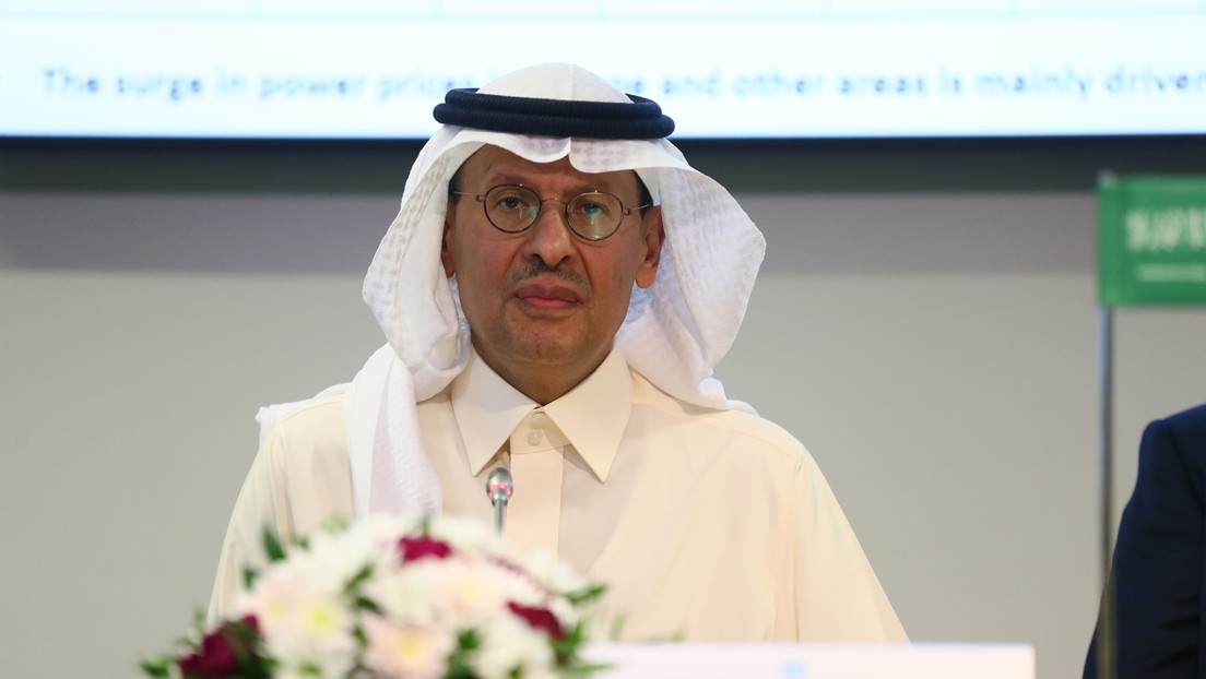 “No hizo un trabajo adecuado”: El ministro de Energía de Arabia Saudita se niega a hablar con Reuters