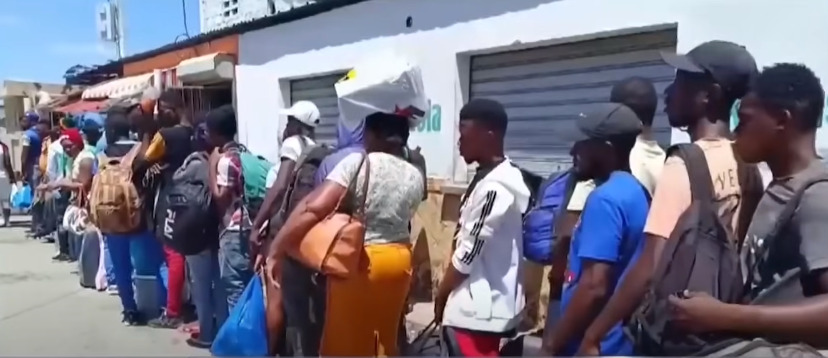 Haitianos residentes en RD se preparan para salir de manera voluntaria a su país
