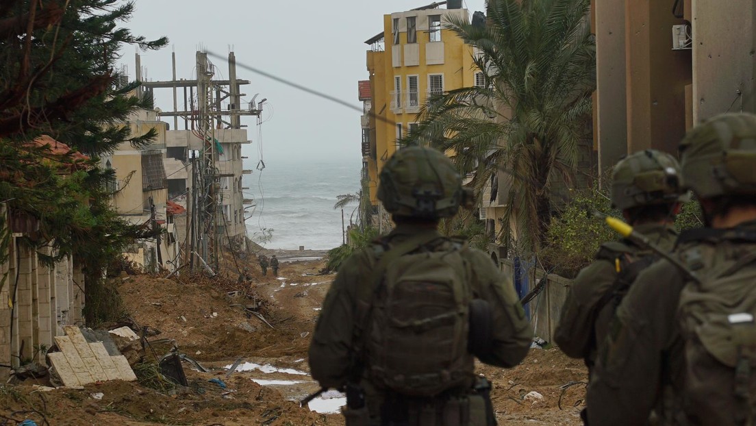  Las FDI atacan más de 400 objetivos en Gaza tras el fin de la tregua
