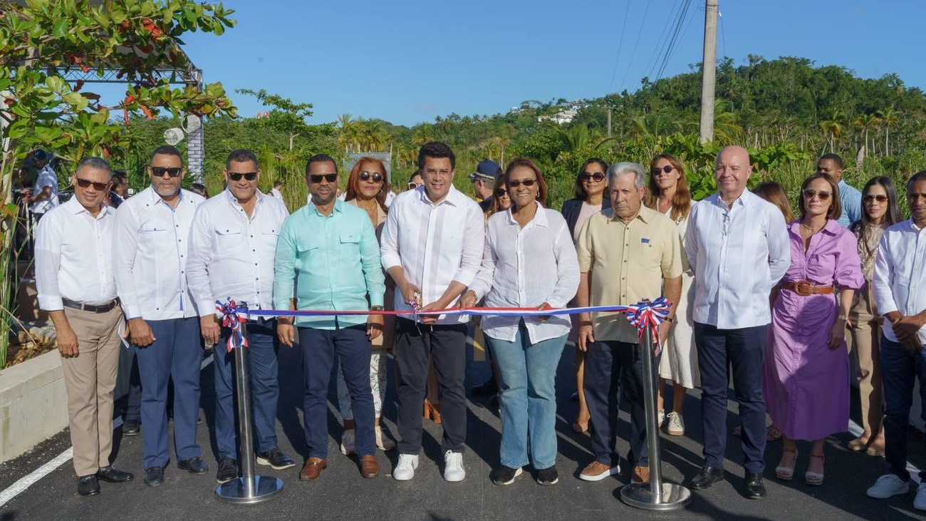 Ministerio de Turismo entrega obra en Las Terrenas, con costo cercano a los 68 millones de pesos