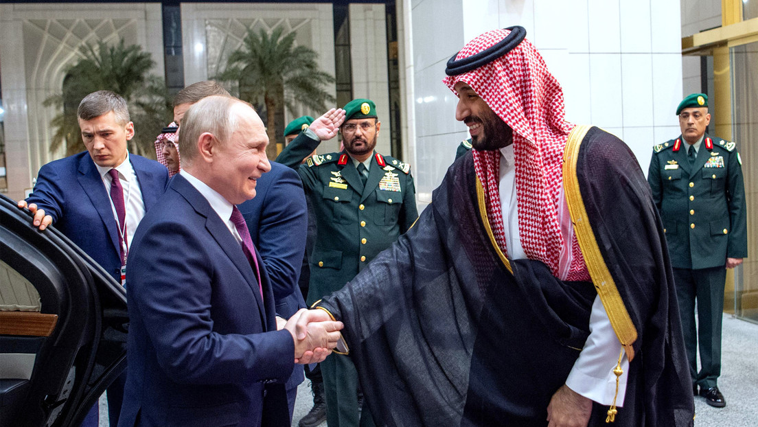 El príncipe heredero de Arabia Saudita felicita a Putin por su victoria en las presidenciales