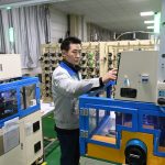 La industria manufacturera china crece por sexto mes consecutivo en abril, según Caixin