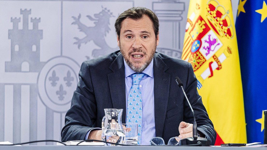 El ministro español que criticó a Milei dice que no fue consciente de la repercusión de sus palabras