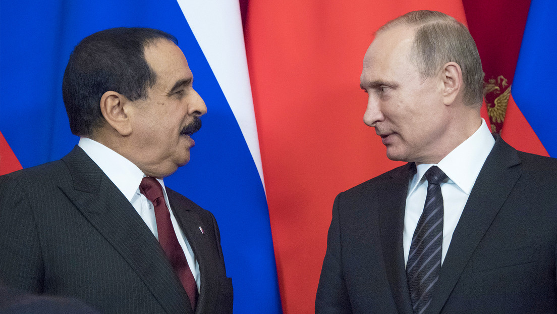 Putin se reúne con el rey de Baréin en Moscú