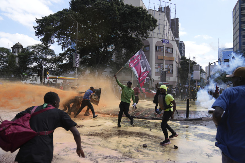 Presidente de Kenia rechaza firmar el polémico proyecto de ley que desató protestas
