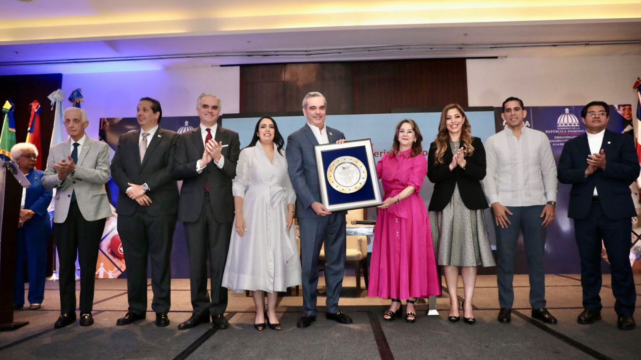 Organización Iberoamericana de Seguridad Social reconoce al presidente Abinader por su aporte a la salud y seguridad social de RD