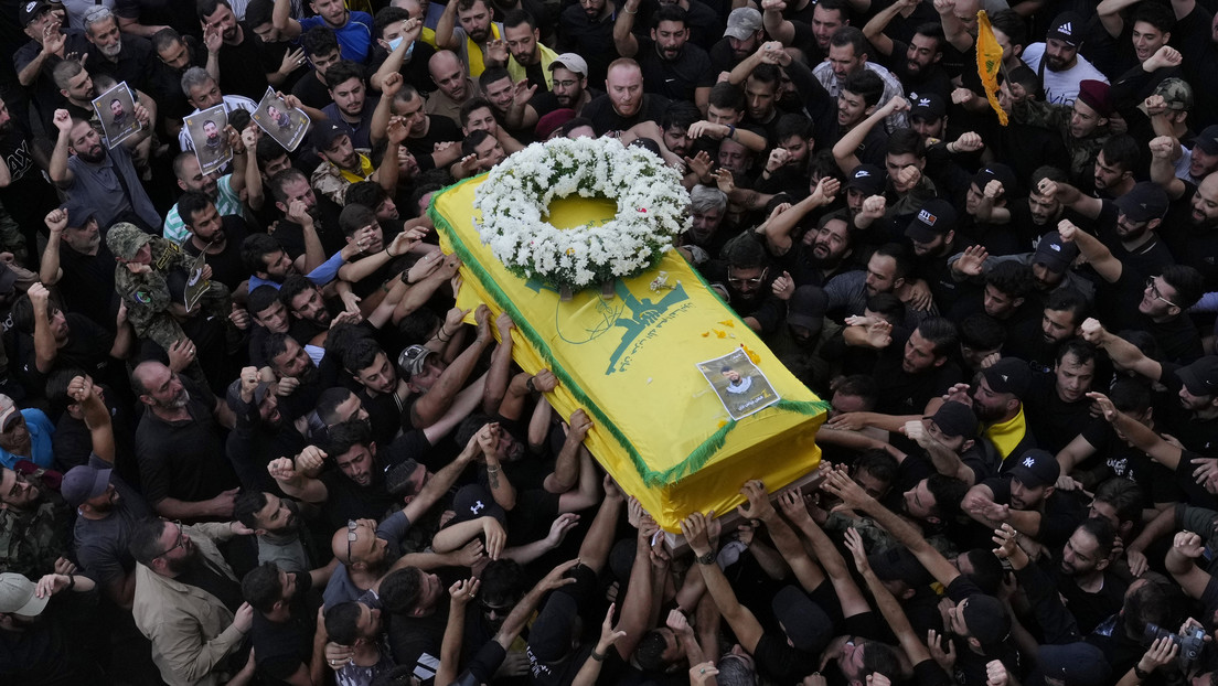 Axios: El ataque israelí a Beirut mató a 20 comandantes de Hezbolá