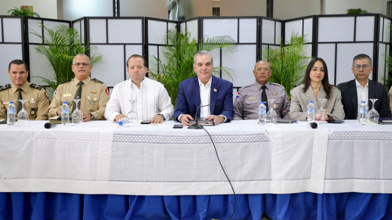 Presidente Abinader encabeza reunión de seguimiento al Plan de Seguridad Ciudadana