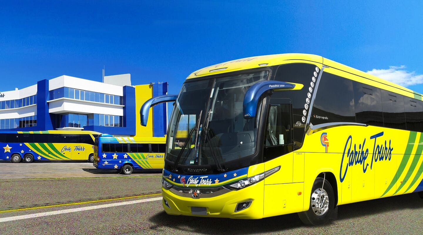 Intrant multa a la empresa Caribe Tours por manejo temerario de autobús