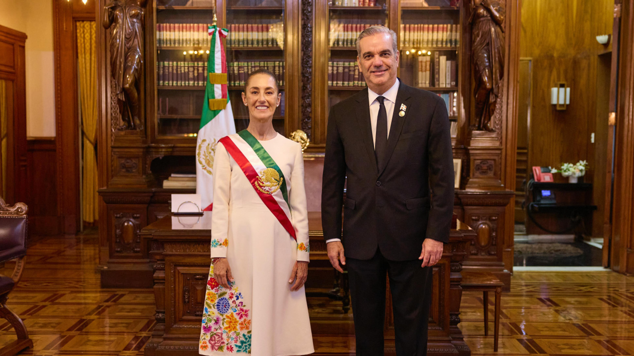 Presidente Abinader y la nueva presidenta de México conversan sobre fortalecimiento de las relaciones entre ambos países