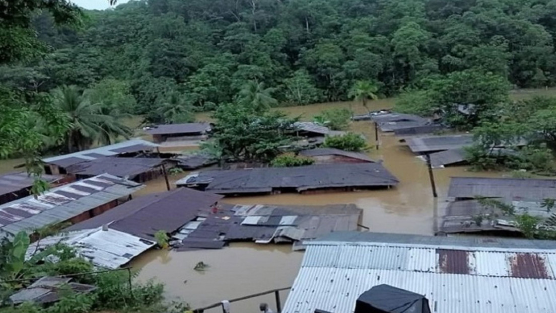 Entre la violencia y la inundación: la doble tragedia del Chocó sumido “bajo el agua”