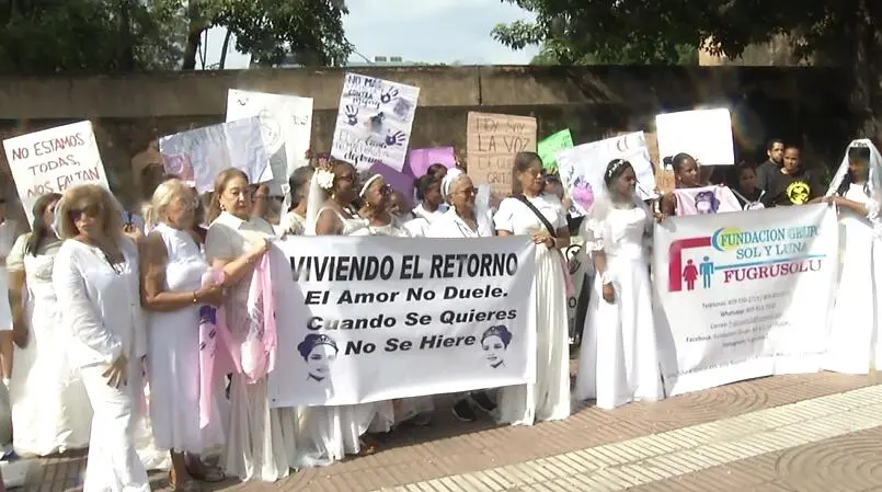 La Marcha de las Novias: activismo en contra de la violencia a la mujer