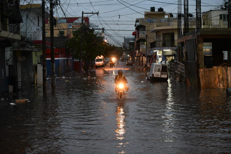 Melissa gira al Norte y da un alivio al Sur, pero sigue alerta por inundaciones