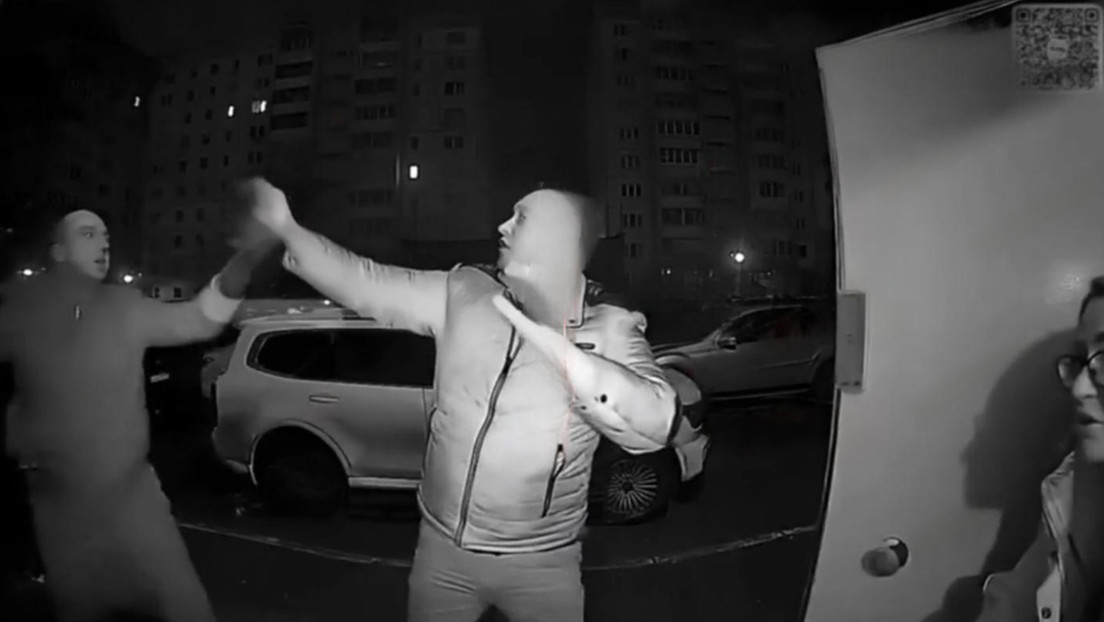 Ataca con un machete a su expareja frente a su hija