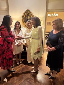 Senadora Lía Díaz destaca encuentro con embajadora de Estados Unidos en RD