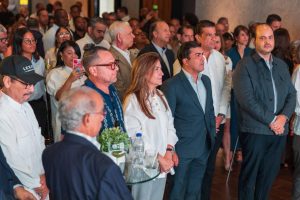Carolina Mejía recibe apoyo de estructura política y empresarial encabezada por Nelson Camilo