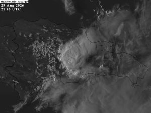 Onda tropical provocará aguaceros, tormentas eléctricas y ráfagas de viento en varias provincias