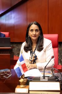 Senadora Lía Díaz solicita vía resolución reparación, ampliación y acondicionamiento de la carretera Azua-Peralta