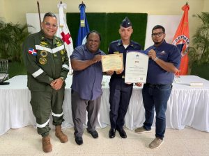 CTC y CEMED capacitan a militares en nuevas tecnologías